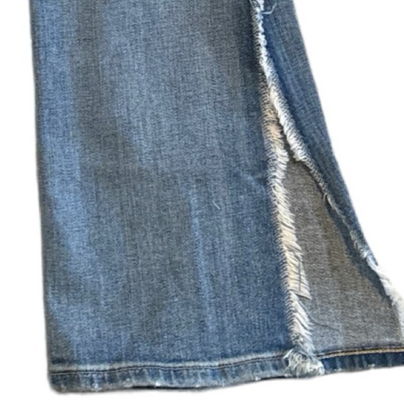 Elizabeth And James Textile Stewart Low Rise Split Hem Jeans - Picture 8 of 16